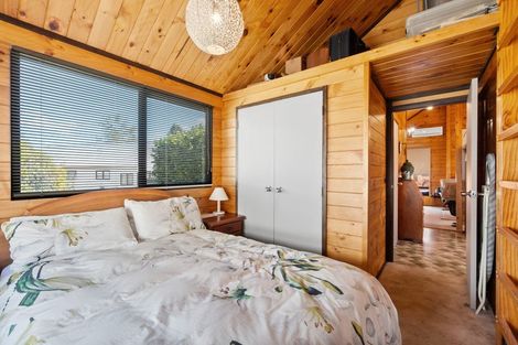 Photo of property in 18 Kingfisher Way, Te Kowhai, Hamilton, 3288