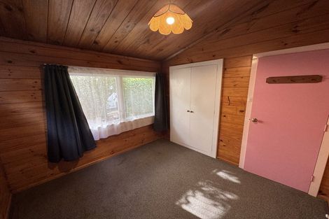 Photo of property in 9 Versailles Street, Karori, Wellington, 6012