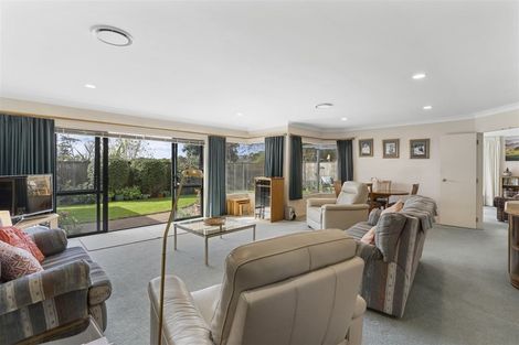 Photo of property in 12 Moy Place, East Tamaki Heights, Auckland, 2016