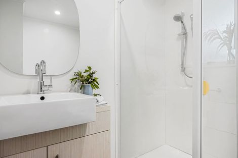 Photo of property in 42 Palatine Terrace, Saint Martins, Christchurch, 8022