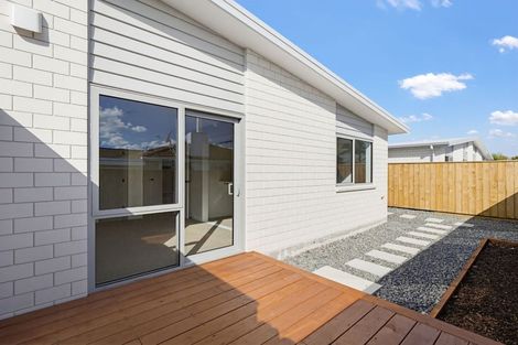 Photo of property in 2/11 Landing Road, Whakatane, 3120