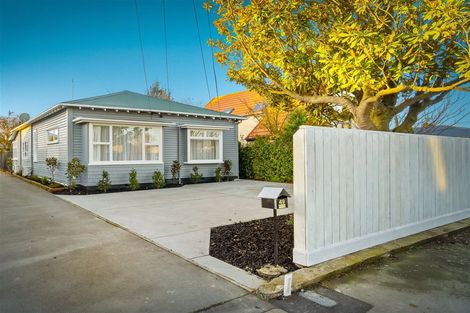 Photo of property in 51 Gresford Street, Edgeware, Christchurch, 8013