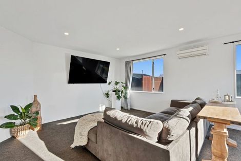 Photo of property in 192a Breezes Road, Aranui, Christchurch, 8061