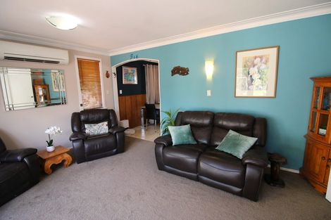 Photo of property in 8 Nicolas Avenue, Glen Eden, Auckland, 0602