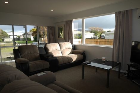 Photo of property in 86 Michael Road, Paraparaumu Beach, Paraparaumu, 5032