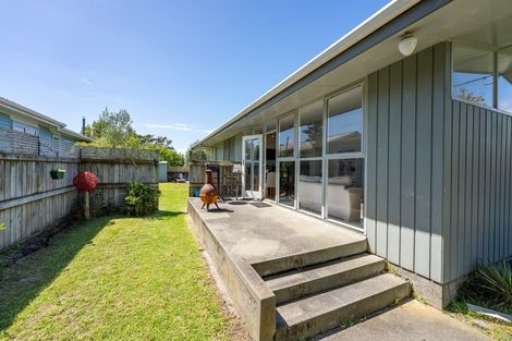 Photo of property in 50 Tasman Road, Otaki Beach, Otaki, 5512