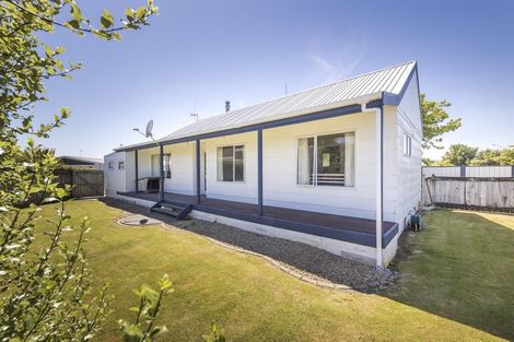 Photo of property in 8 Mercury Street, Milson, Palmerston North, 4414