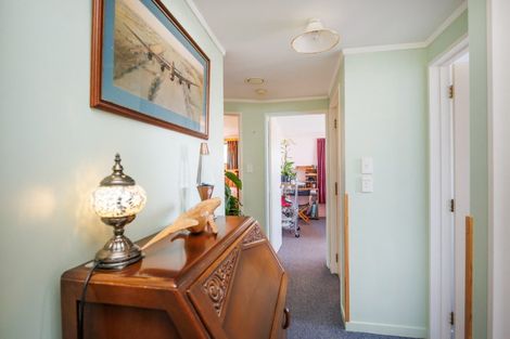 Photo of property in 1931 Parewanui Road, Parewanui, Bulls, 4894