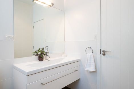 Photo of property in 4 Heipipi Drive, Eskdale, Napier, 4182