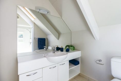 Photo of property in 30 Whitby Road, Britannia Heights, Nelson, 7010