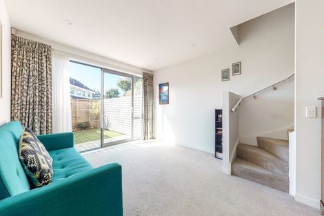 Photo of property in 15/2u Stone Street, Miramar, Wellington, 6022