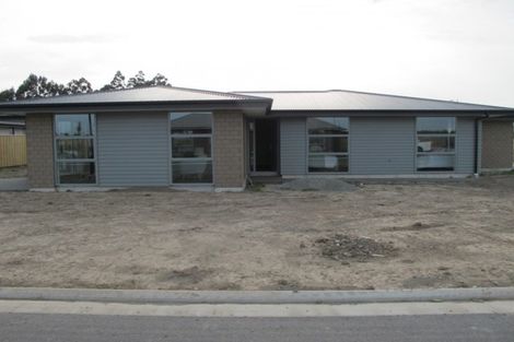 Photo of property in 1 Fry Place, Rolleston, 7614