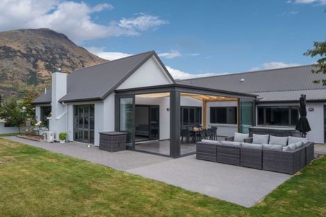 Photo of property in 58 Erskine Street, Lake Hayes, Queenstown, 9304