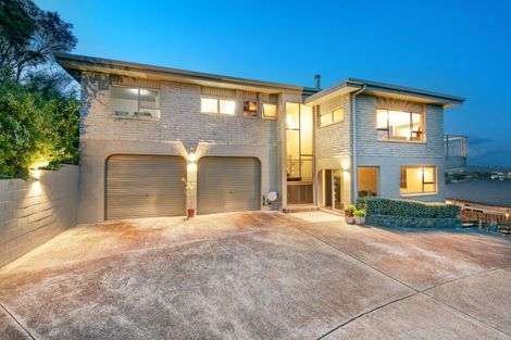 Photo of property in 20 Whangaparaoa Road, Red Beach, 0932