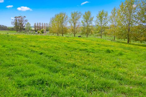 Photo of property in 54 Rangiora Road, Kaiwaka, 0573