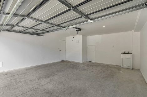 Photo of property in 1/3 Erewhon Place, Birkdale, Auckland, 0626