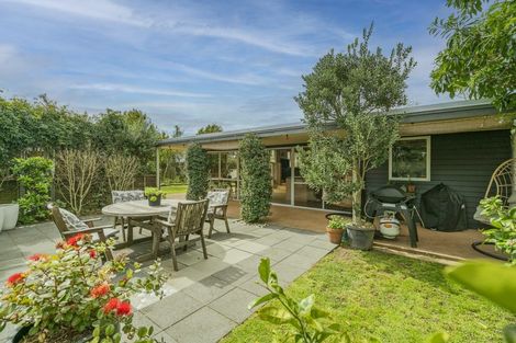 Photo of property in 14 Kenneth Avenue, Whitianga, 3510