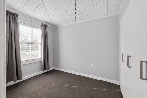 Photo of property in 429 Waihi Road, Normanby, Hawera, 4614