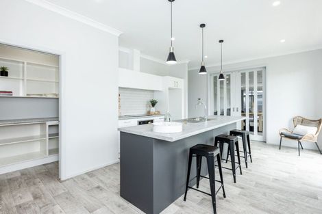 Photo of property in 14 Church Road, Taradale, Napier, 4112