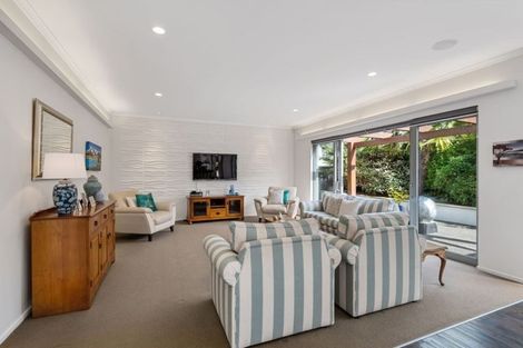 Photo of property in 379 Papanui Road, Strowan, Christchurch, 8052