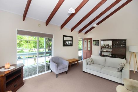 Photo of property in 121 Pukepapa Road, Marton, 4710