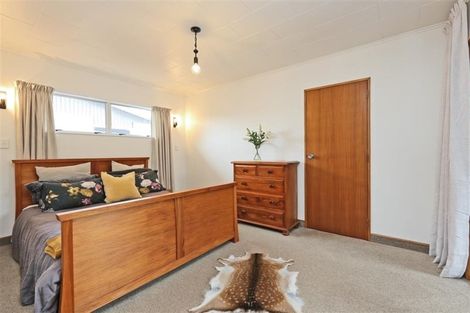 Photo of property in 3 D'arcy Place, Taradale, Napier, 4112