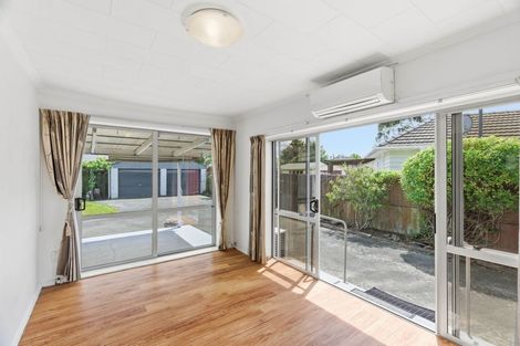 Photo of property in 8 Nyoli Street, Northcote, Christchurch, 8052