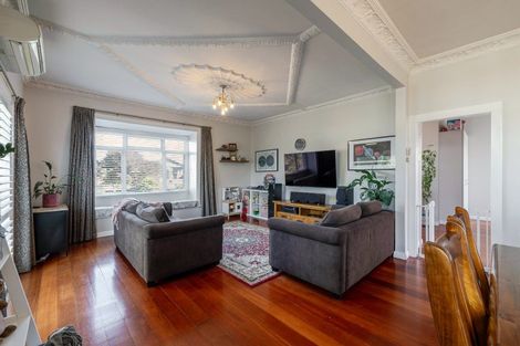 Photo of property in 5 Perrin Place, Kelvin Grove, Palmerston North, 4414