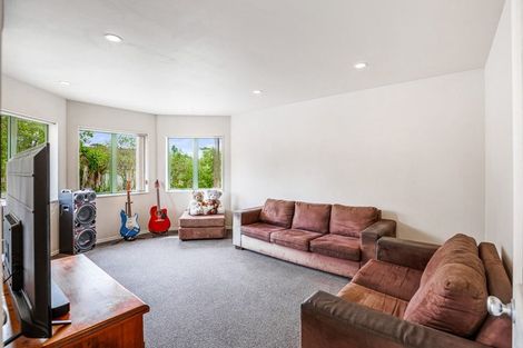Photo of property in 23 San Vito Place, Henderson, Auckland, 0612