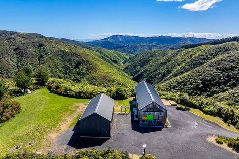 Photo of property in 80 Southernthread Road, Brooklyn, Wellington, 6021