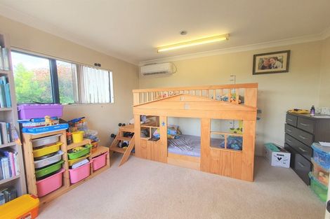 Photo of property in 33b Edmonton Road, Henderson, Auckland, 0612