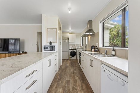 Photo of property in 42 Fraser Drive, Feilding, 4702