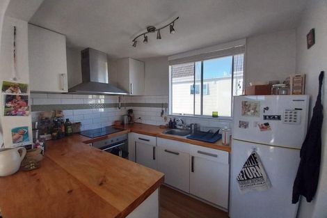 Photo of property in 12/76u Freyberg Street, Lyall Bay, Wellington, 6022