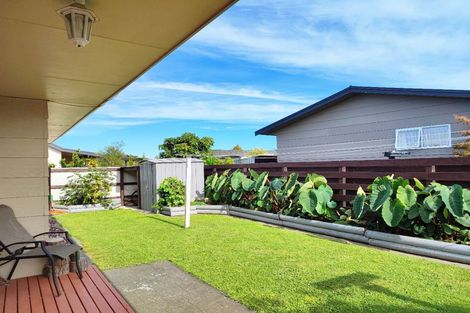Photo of property in 2/201 Avondale Road, Greenmeadows, Napier, 4112