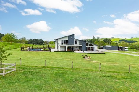Photo of property in 180a Tikokino Road, Waipawa, 4273