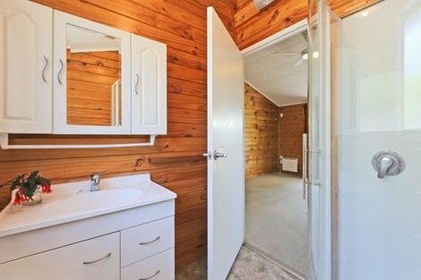 Photo of property in 8a Nimon Street, Havelock North, 4130