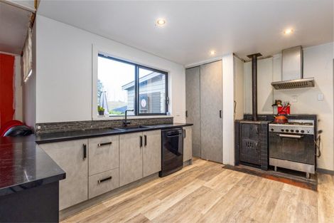 Photo of property in 71 Mckenzie Street, Geraldine, 7930