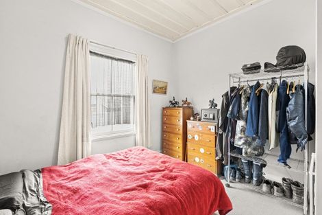 Photo of property in 6 Alexandra Street, Marton, 4710
