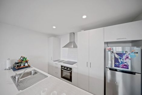 Photo of property in 7 Kapuarangi Lane, Papakura, 2110