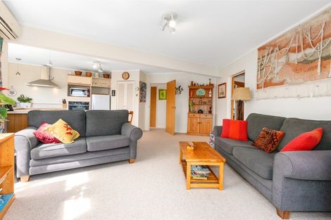 Photo of property in 14 Sailmaker Close, Whitby, Porirua, 5024
