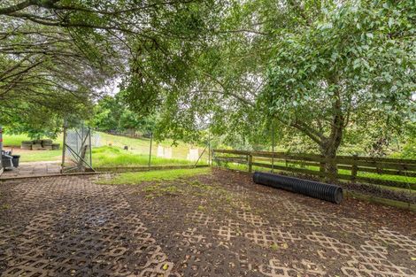 Photo of property in 253 Whitford Road, Shamrock Park, Howick, 2571