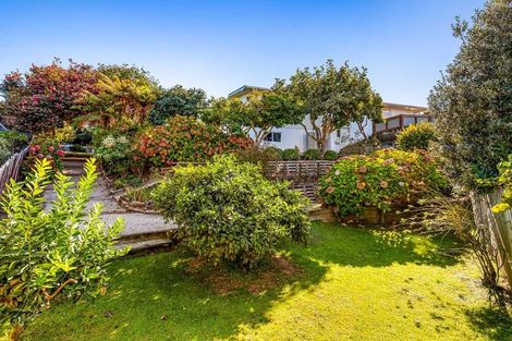 Photo of property in 18 Rua Road, Paraparaumu Beach, Paraparaumu, 5032