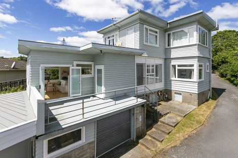 Photo of property in 199u1 Newlands Road, Newlands, Wellington, 6037