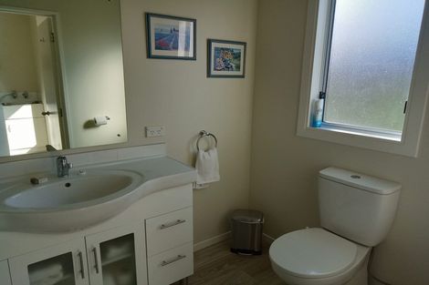 Photo of property in 18 Churchill Drive, Taradale, Napier, 4112