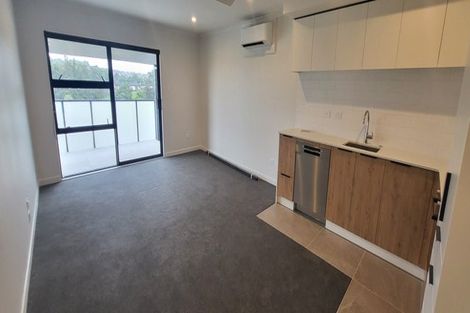 Photo of property in 201/26 Shortfin Place, Flat Bush, Auckland, 2019