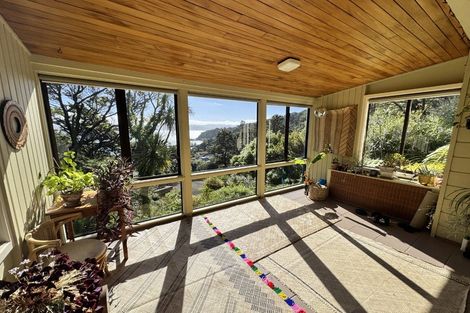 Photo of property in 7 Huia Road, Days Bay, Lower Hutt, 5013