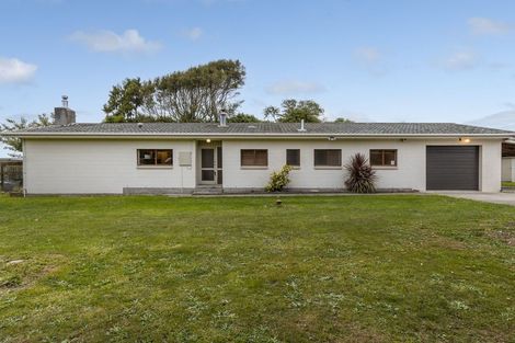 Photo of property in 189 Tararua Road, Levin, 5571