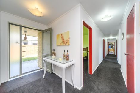 Photo of property in 75 Long Melford Road, Awapuni, Palmerston North, 4412