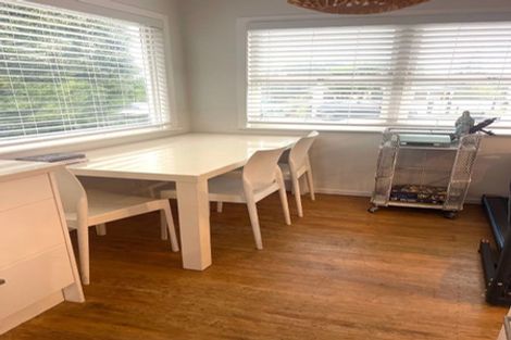 Photo of property in 10 Fordham Street, Beach Haven, Auckland, 0626