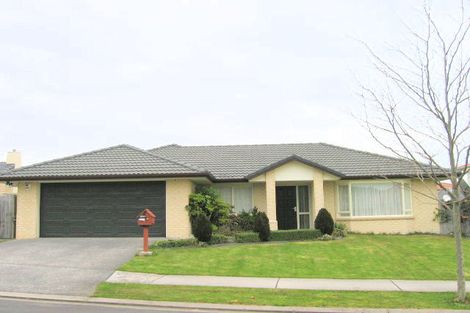 Photo of property in 3 Gilford Place, East Tamaki Heights, Auckland, 2016